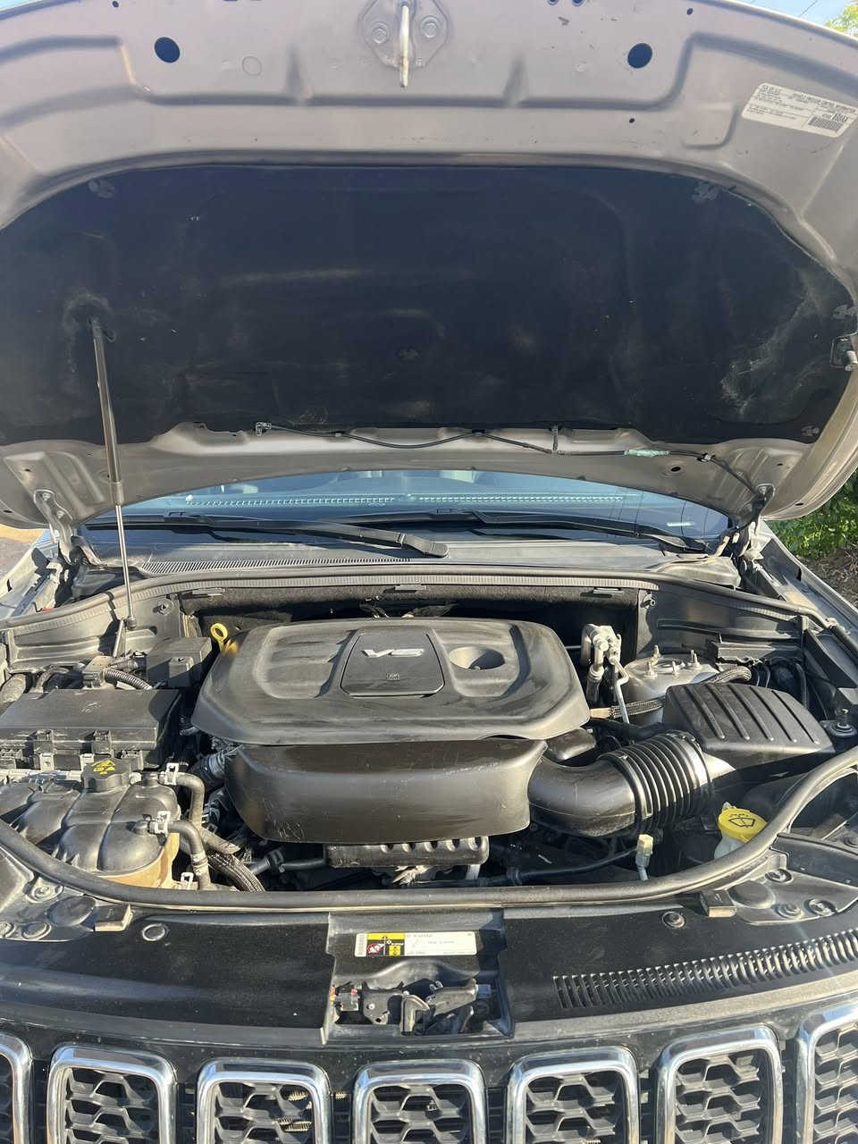 السلام عليكم 
للبيع جيب لاريدو
موديل ٢٠١٧
محرك 3600
كير محرك شرط مامفتوح
الضرر جاملغ امامي صبغ بدون دواخل
السونار مرفق بالصور  
رقم اربيل شرط التحويل 
السعر 205 وبيها مجال بسيط 
للاستفسار الاتصال 
***********
