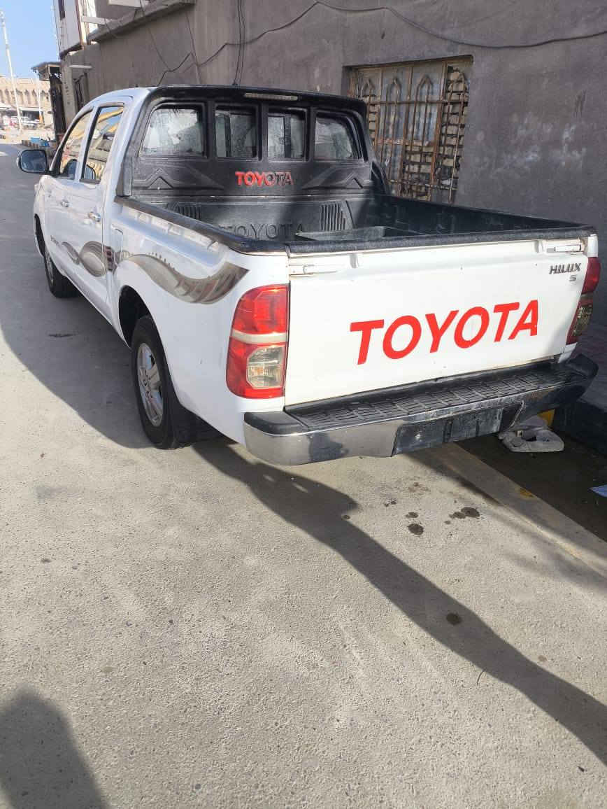 سلام عليكم ١٣ تماتيك رقم بصره مميز السنوية نهايه ٢٧ شاصي ١٩ سياره مكلوبه ومعمره تعمير كلش حلو محرك كفاله محرك وكير وشاصي وحداديه تبريد تخم تاير سياره جاهزه مال عمل كلشي موضح بل منشور وسعر ١٤٣ ماكو هيج سعر مكان ناصريه قضاء البطحاء ***********
