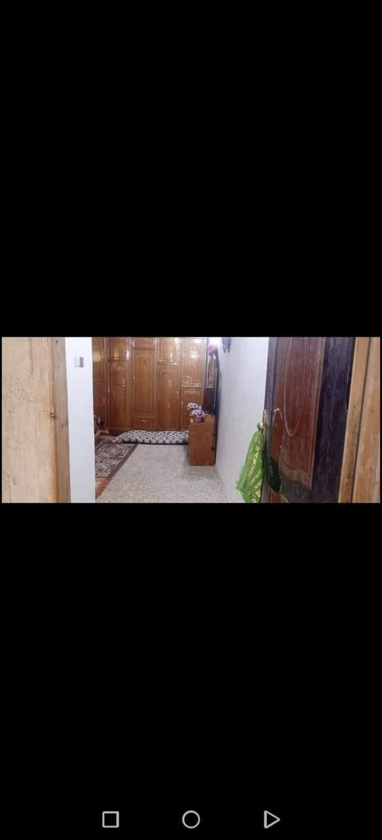 دار للبيع طابو صرف المساحه 100 متر  
منطقة الطاقه قطاع 18 
عرض الشارع 20 متر على الشارع العام 
للاستفسار التواصل خاص او واتساب 
***********
