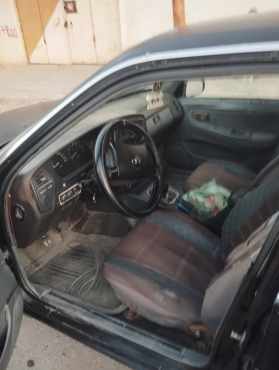 دايو فراشة موديل 97  كير عادي رقم كركوك الماني
صبغ الشركة بيها خياس بلهلال بسيط 
كهربائيات شرط 
اطارات جديده تبريد شغال
بيها نواقص بسيطة
السعر 30وبيها مجال 
***********
***********
