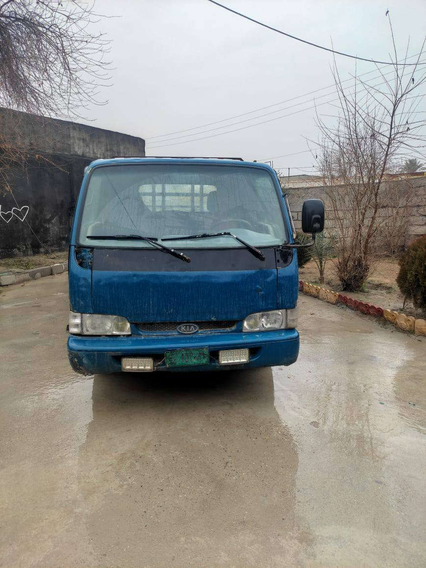 السلام عليكم
كيا  فونتيرة للبيع محرك كير شرط صدر كلو جديد 
طخم تاير جديد 
رقم نينوى بدون شرعي 
السعر 30 وبي مجال 
للاستفسار ***********
