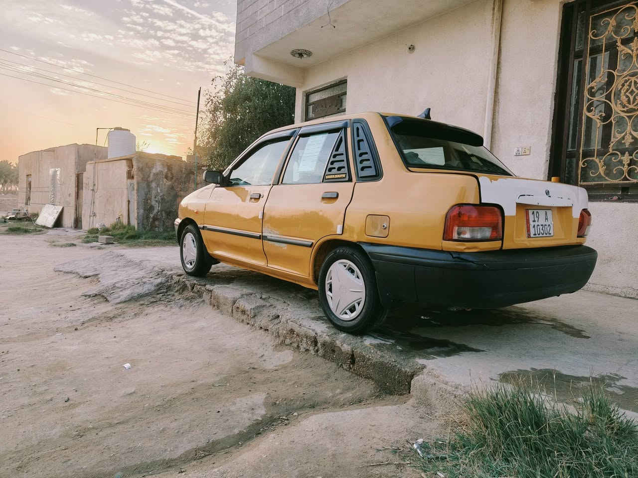 السلام عليكم سايبه موديل 2012 مكينه وكير كفاله حداديه وتخم تاير جديده رقم انكليزي كربلاء مصفره هيئه وغرامات سنويه لل2029 السياره كفاله من الضربه شواصي جدد تبريد شغال بس غاز السعر 27 مكاني كربلاء الحر السواده ***********
