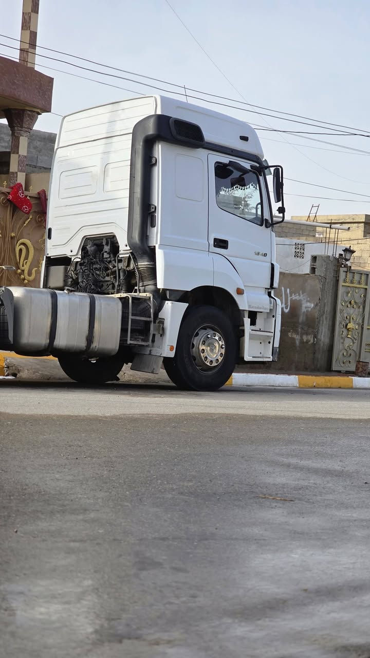 اكسور 2005اربع محاور دبل تاير سنويه لل 2028 للاستفسار الاتصال على الر قم ***********

