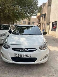 اكسنت موديل 2011 بلو خليجي سيارة نضيفة بيهه شخوط بسيطة وطخه بالبنيد مص...