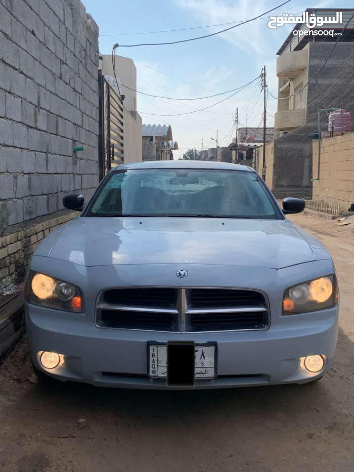 سلام عليكم،

دودج تشارجر 2010 محرك 3500 رقم بصرة دولي للبيع فقط، باسمي حولتها قبل شهرين
سنوية تنتهي  ( سنة 2030)

مصبوغة عام لون اسمنتي

سيارة وارد كندي بيها ضربة بالخشم جهة السايق (كد اقل من شبر)

 ومبدل باب خلفي ايسر اثر ضربة خفيفة وموجودة صورة الضربة

السيارة جاهزة حدادية ومكينة جديدة وكير و كهربائيات شغالة نصبتها حلوة

تبريد شغال بس بي ضعف، ويرادلها حدادة خلفية فقط وبيها بعض الملاحظات بسيطة

السعر المطلوب: 95 ورقة وبيها مجال بسيط للشراي

مكان السيارة: البصرة/ شط العرب

للأستفسار واتس اب فقط: ***********
