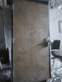 باب صاج خشم الصلي الوليات تكمه نضيف مابي اي كسر بس عوزه صبغ مكاني بغداد رقم تليفوني ***********
