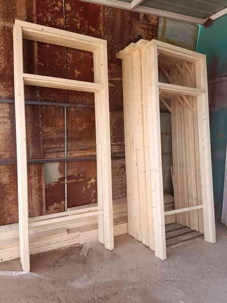 جراجيب خشب جام درجه اولى فصال حسب القياس المطلوب الخالص حي الجنود مقابيل الصوره ***********
