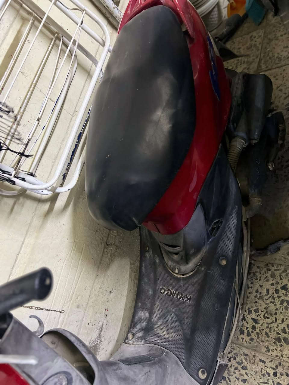 السلام عليكم كامكو G4مكينه بلاديه فقط تحتاج تجفيت تبديل رنك دراجه نضيفه سعر125 الف بغداد ***********
