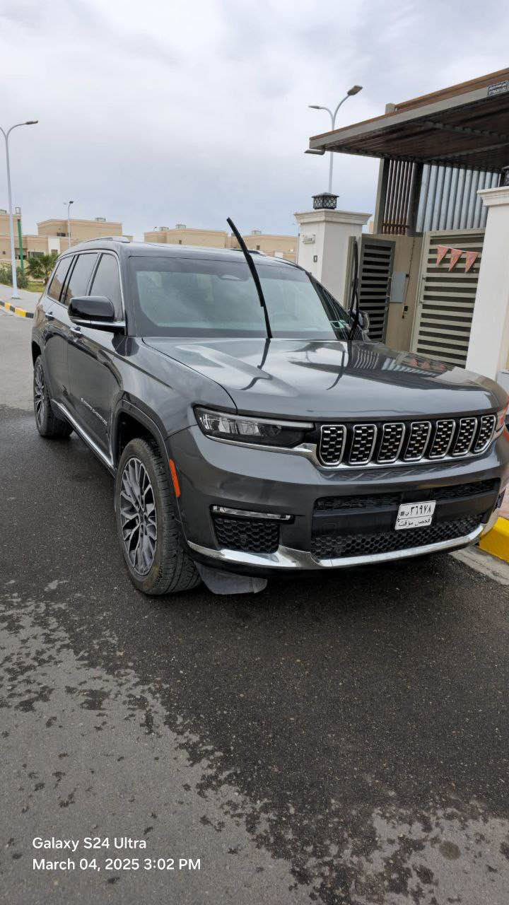 . 2022 Jeep Grand Cherokee L Summit Reserve

السيارة فول🔥🔥
السعر:365
رقم المبايل:***********

الموديل : 2022 . وارد امريكي تو كلر  اسود ورصاصي

‏3600 V6 :المحرك

حادث تبديل بنيد+

ماشيه 29 الف

المواصفات :

* دفع رباعي 4x4 .

نظام تعليق هوائي (جكات).

قيادة ذاتية عند المنعطفات.

رادار امامي مع مانع تصادم

* تحذير الخروج عن المسار .

* مستشعر نوم السائق مع نظام التوقف الآلي

* تحذير النقطة عمياء !

نظام تحذير عند التقاطعات.

نظام تحذير عند تجاوز السرعة المحددة.

نظام عرض المعلومات على الزجاج الامامي HEAD UP

‏(DISPLAY

نظام تقليل الضجيج داخل المقصورة.

* إنارة محيطية.

* مرايا تعتيم ذاتي.

* المرايا الجانبية قابلة للطي كهربائيا.

* نظام الصوت من ماكنتوش مع 19 سماعة.

* ويل قياس 21 انج

* سقف بانوراما

3شاشات 

* شاشه كبيرة 10.1 انج

* نظام الخرائط (GPS)

* عرض خرائط الطريق على لوحة القيادة.

* لوحة القيادة بقياس 12 أنج.

* كاميرا داخلية متعددة الزوايا

* كاميرا محيطية 360 درجة .

* 4 كاميرات خارجية مع بخاخات ماء للتنظيف.

* كاميرا للمرأة الداخلية.

*كاميرا حرارية

* المصابيح الأمامية زنون

* كشافات الضباب زنون

* دخول ذكي.

* بصمة على 5 ابواب للدخول الذكي.

* تشغيل عن بعد .

* الصندوق الخلفي كهربائي

* فرش المقصورة الداخلية من الجلد الطبيعي الفاخر .

* اضافات من الخشب الطبيعي للمقصورة الداخلية

* ذاكرة لحفظ وضعيات الجلوس للسائق. * ذاكرة لحفظ وضعيات الجلوس للراكب.

* مساج للمقاعد الامامية السائق والراكب.

* المقاعد الأمامية كهربائية

* المقاعد الأمامية تبريد وتدفئة

* المقاعد الخلفية تبريد وتدفئة

انارة داخلية LED متعددة الالوان

* حساسات امامية.

* حساسات خلفية

* 7 راكب

* مكيف خلفي مع وحدة تحكم منفصلة .

* تدفئة ستيرن وتبريد

مانع تصادم خلفي .

* بلوتوث تلفون .

* محدد سرعة .

* نظام التشغيل والاطفاء الاوتوماتيكي ( Auto Start

‏. (System

‏)Auto Break System ) نظام بريك اوتماتيكي Honolulu, HI
