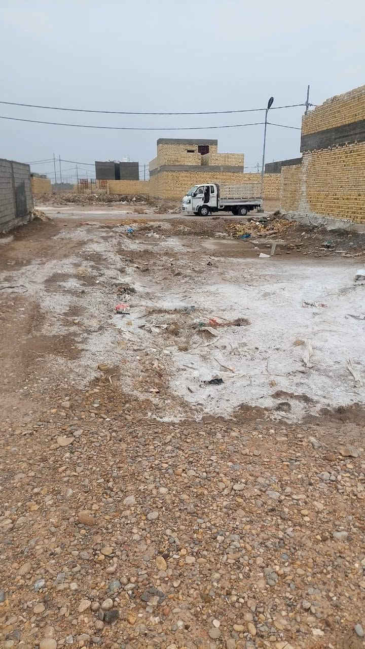 قطعه للبيع نعمانية مجمع الطالقاني
زراعي عقد ٢٥ مصدق من المحكمة
مساحه 163 متر واجهه 6ونص م  نزال 25 م
استفسار اكثر 
الاتصال على الرقم ***********
***********
