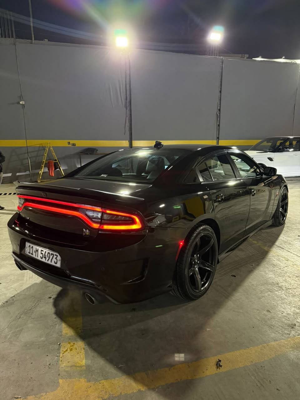 السلام عليكم
جارجر سكات باك 2022 صبغ قطعه وحدة فقط 
بدون دواخل بدون شواصي بدون لغود

السيارة جاهزة كامله بدون نقص ماشيه فقط 28 
رقم بغداد بأسمي تحويل ثاني يوم 
مكاني بغداد زيونه 
***********
