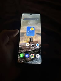 زد فولد ٤ • شاشة كبيرة خلل • قفل مكاني