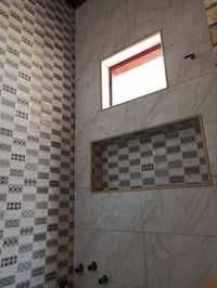 خلفه سيراميك متفرغ للعمل   ٠٧٧١٥٨٥٦٤٤٦