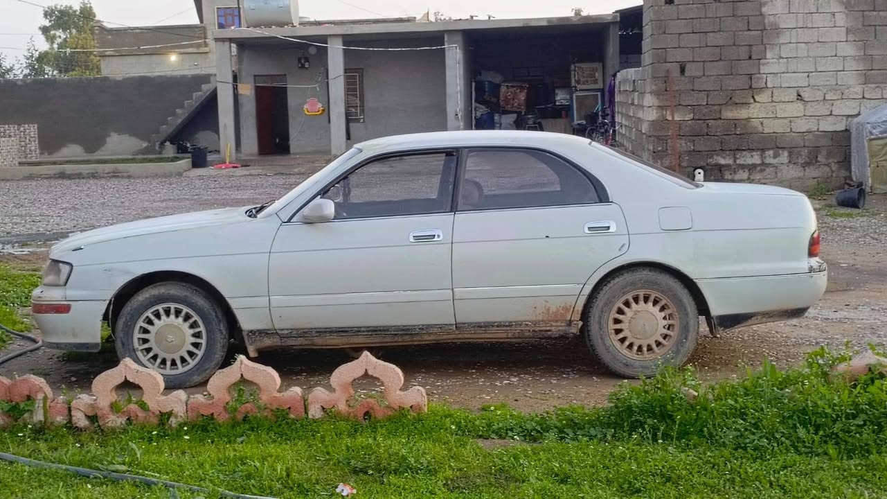 السلام عليكم سياره للبيع بطه متصل رقم صلاح الدين فحص بل سنويه الماني سنويه خظره كارتونيه محرك بي خيط بخار تواير نص عمر الصدر نص عمر الباقي شوف العين  ترهم نقدي وترهم مقدمه وبل شهر وترهم من گاعها حسب الاتفاق التصال عل رقم ***********
