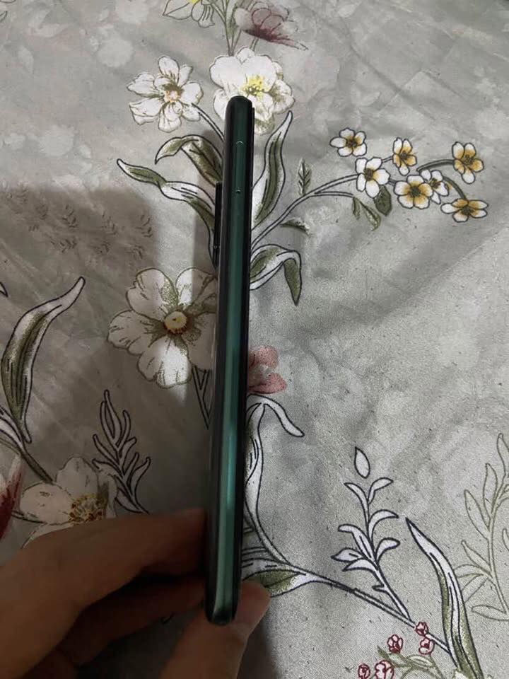 جهاز ريلمي 7i 

جهاز نضيف كلش استخدام بيت كارتونه موجود  
ذاكرة 128 
رام 8 
معالج سناب دراكون 662 
دبل سيم 
مامفتوح ولاداخل تصليح 
السعر(130 الف) المو شراي لا يكسر رجاءً محتاج  لان عنواني موصل الايسر تواصل الاتصال على الرقم 

‭0771 980 9818‬
