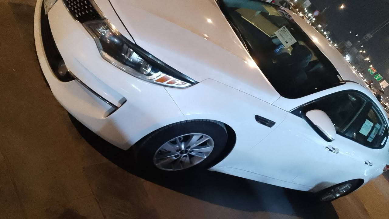 سلام عليكم كيا اوبتيما وارد امريكي مديل 2017 رقم مثنى كفاله عامه ضربه وتبديل وصبغ بس الاهلال الوره من امريكا وكتاب الفحص موجود وي الصور *********** السعر 133 وبيه مجال مكاني ناصريه مركز شراي يتصل
