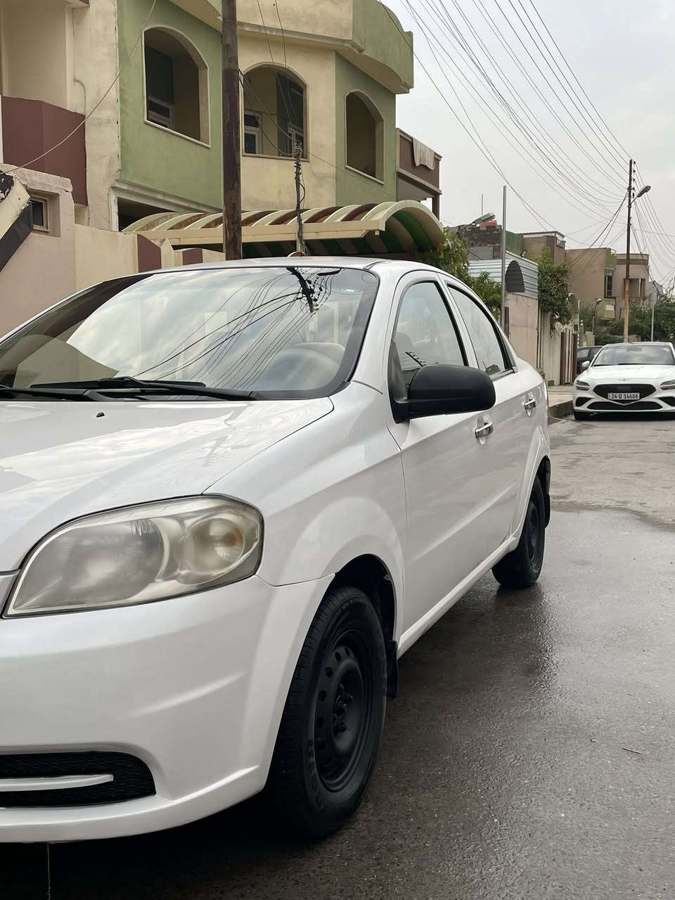 السلام عليكم
افيو موديل2011محرك استرا السيارة مكفولة بيها بس قطعة وحدة جاملغ بدون دواخل السيارة نظيفة مثل ما موضحة بالصور كير محرك شرط كير عادي السعر ٧٧وبيها مجال بسيط الاستفسار الرقم ***********
