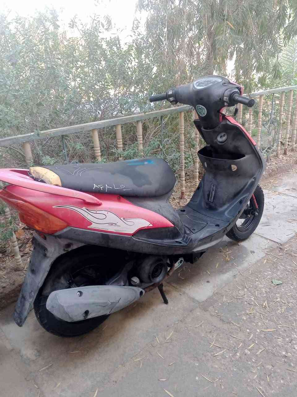 السلام عليكم ماكس عدله احمر جاردكفاله عامه ختم واحد كلها مامفتوحه سلف هندر كلشي شغال صارله 37يوم من نازله من رمبه (السعر 850 العنوان ديوانيه حي فرات)


**إذا كنت صاحب هذا الإعلان وتريد حذفه لأي سبب، رجاءا أرسل رسالة إلى الدعم الفني**