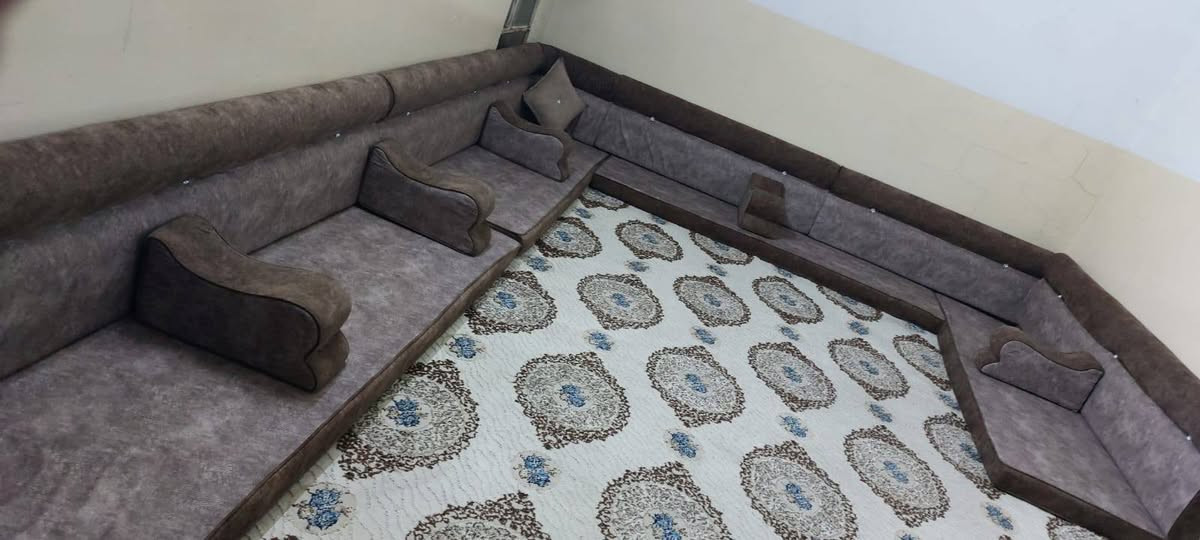 مد عربي مستعمل حيل نضيف بدون اي عيب سماكة ١٠ سم ضغط للبيع في اربيل تواصل واتس او خاص ***********
