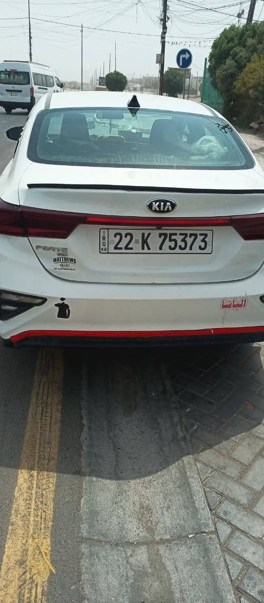 سلام عليكم ورحمة الله فورتي موديل 2021 مكينه 2000 دوش المرغوب سيارة بيهاا ثلاث بوب وشبر بلخاملغ الخلفي الي بجهة السايق سيارة حدادية جديده برغي ماابدل بيهااا على الشركه لحد الان سنوية بأسمي لحد 2028 تدفئه تبريد كلشي ابلاد شركه السيارة كير عادي 7نمر  طخم تاير جديد بجم كبس الخلفي كبس حادثة فقط ثلاث بوب تبديل الشركه في الامارااات السعر 110 وبيهااا مجاال للشراي العنوان بغداد رحمانيه تلفون *********** واتساب  رجااا ع الفيس ممتواجد  واتساب موجود وربي يرزق الجميع
