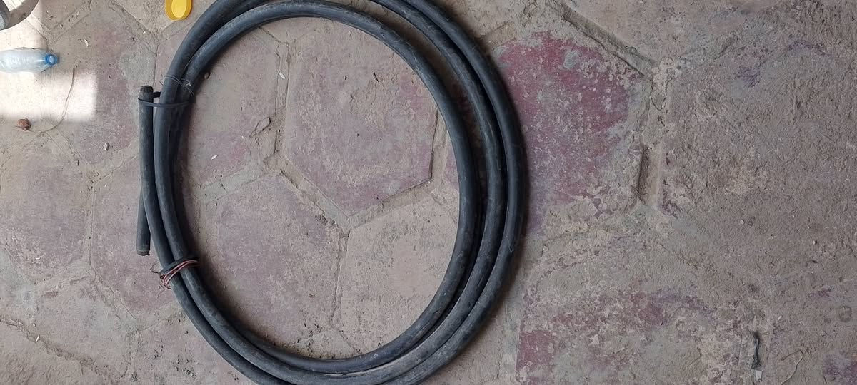 كيبل 1×125ملم طول 11م مع ضفاير نحاس الراغب بالشراء مكاني النجف الاشرف


**إذا كنت صاحب هذا الإعلان وتريد حذفه لأي سبب، رجاءا أرسل رسالة إلى الدعم الفني**