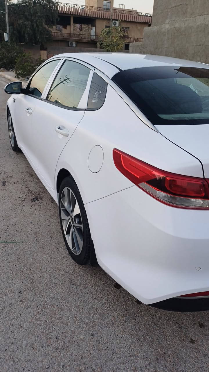 لبيع اوبتيما موديل 2016 خليجي رقم اربيل بسمي ستوني محوله كله جديد الرقم وسنويه كفاله السيارة محرك كير كفاله ماشيه 137 السيارة شفتات ستيرن وكامه وحساسات ومرايات شفط وامرايه عاكسه ولدي نهاري وبلاجترات أمامي بلادي 
السعر 170 وبيه مجال 
المكان واسط النعمانيه 
الاستفسار ***********
