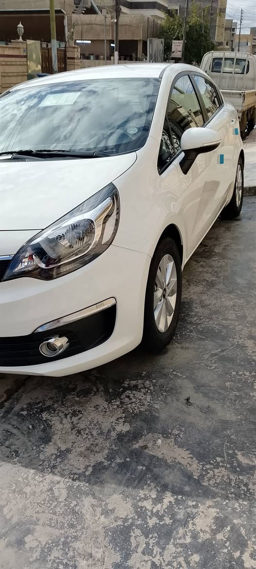 السلام عليكم كيا ريو ٢٠١٦ شركه الدوليه ماشيه ٢٦ الف مكفوله كفاله عامه بأسمي للسفسار ***********
