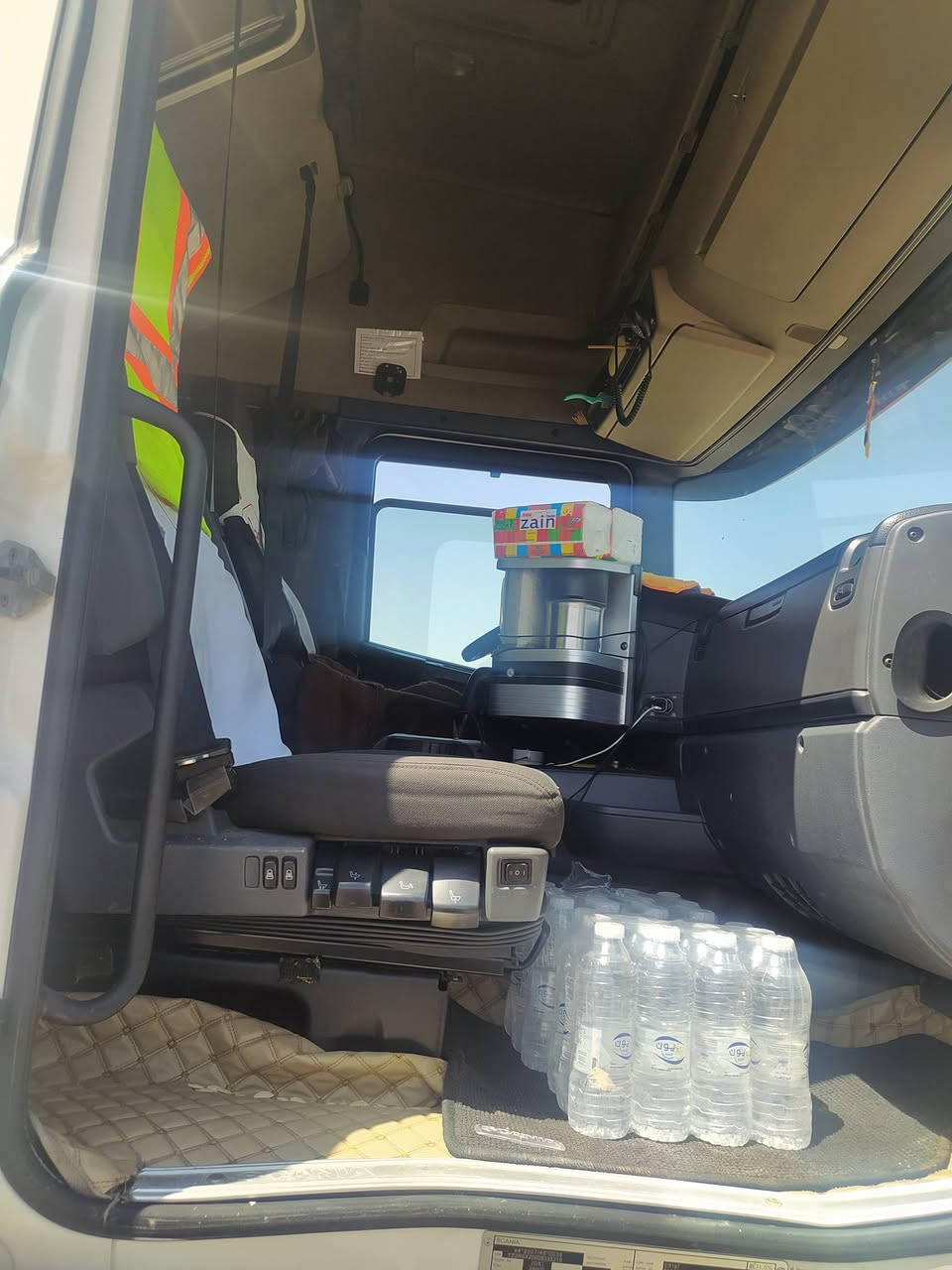 سكانيه للبيع موديل 2014 تخم تاير كير3 3 رتايدر ثلاجه رأس بلادي عربانه خالد الجنابي سنويه جديد ***********
