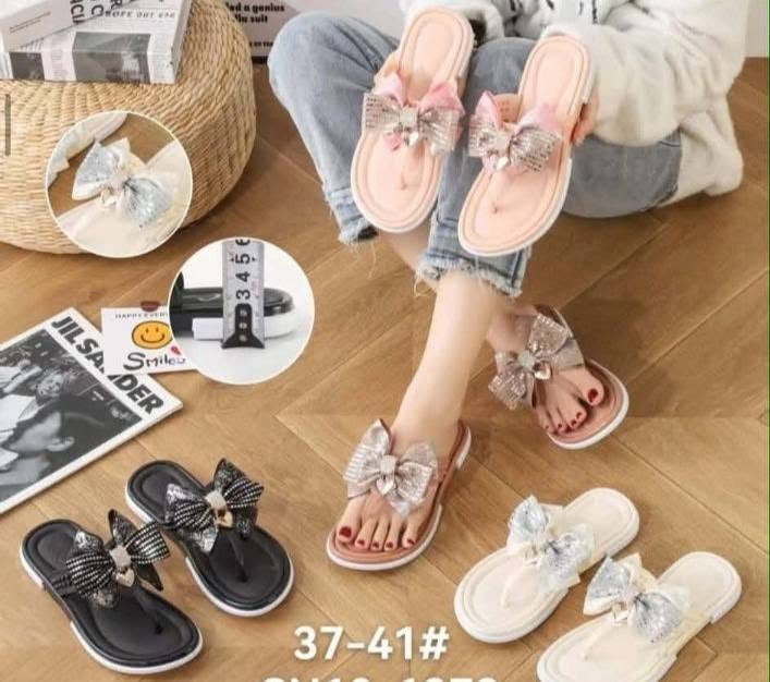 ✨ صنادل وسليبرات طبية ✨
👣 متوفرة بجميع القياسات والألوان.
💰 الأسعار تبدأ من 6,000 دينار ولغاية 10,000 دينار فقط.
🚚 التوصيل متوفر لجميع المناطق.
🎁 عرض خاص: عند شراء 3 قطع يكون التوصيل مجاني.
📞 للطلب والاستفسار: ***********
🌸 جودة مميزة وأسعار مناسبة... نرحب بطلباتكم.
