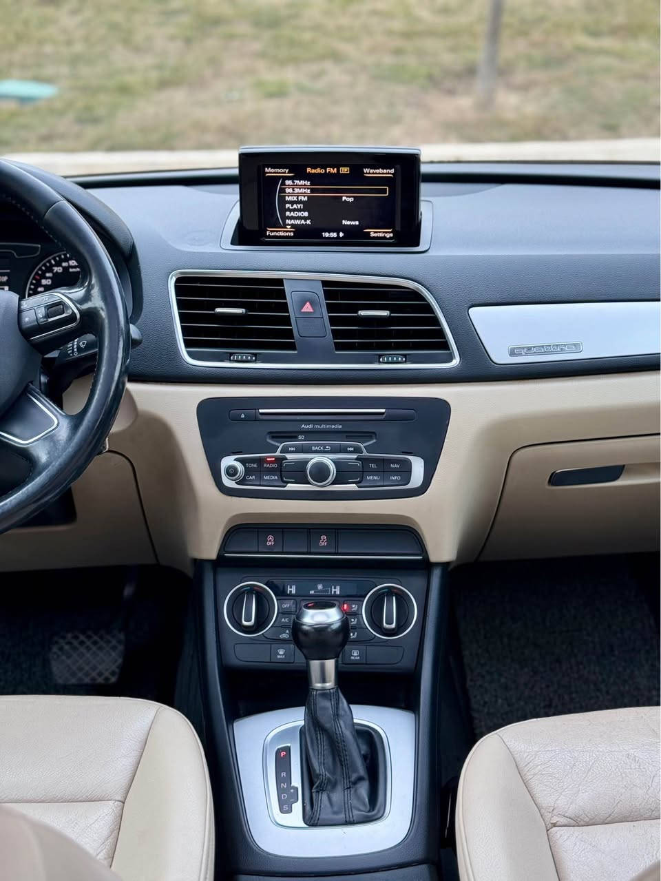 ‎‏﷽

AUDI Q3 - 2017 - QUATTRO 📦🖤 

ئاودی Q3 2017 کواترۆ 

سعر مناسب بلاش 136$ و مەجالێکی برایانە 

مواسەفات خلیجی فوول 
سەیارەکە خلیجییە و سفری شەریکەی ئێرەیە 
سەیارەکە بەس بۆنیدی بۆیاخە بێ دەعم و ئیرباگ 
بە شەرت 
سەنەوی و ڕەقەمی تازەیە تا ٢٠٣٠ 
١٤٨ هەزار کیلۆمەتر ڕۆشتووە زۆۆر تازە ماوەتەوە 
گێڕ و مەکینە و کارەباییات و هەموو شتێکی بە شەرت 
سەیارەکە ٤ بستۆنی بانزینە زۆر زۆر ئیقتیسادی و زۆر بەقوەتە زۆر بێ مەسرەف و بێ سەر ئێشەیە 
تەقە و ڕەقەی تیا نییە بە شەرت زۆر توند و تۆڵە 
سارد و چاڵ و شوختی نییە 
هیچ نوقسانی تیا نییە سەیارەکە بۆ هیچ مەگەڕێ 
هەموو گیانی لەسەر دەقی شەریکە ماوەتەوە 

مواسەفات : 

پانۆراما 
ناو زەرد 
کوشن جلد 
کوشن کارەبا 
تەبرید مەرکەزی 
حاسە 
شاشە 
برێک بەسمە 
ئۆتۆ ستارت ستۆپ 
ئۆتۆ هۆڵد 
تراکشن کۆنترۆڵ 
گێڕ ئۆتۆماتیک و عادی 
گێڕ سپۆرت 
لایت ئۆتۆ 
لایت LED و عەدەسە و زینۆنی بیلاد 
لایتی ناوچەی کوێر و لایتی تەم 
ئاوێنەی دژە فوول 

زۆر مواسەفاتی تر 

هەموو گیانی سەیارەکە لەسەر دەقی بیلادی ماوەتەوە و هەموو گیانی بە شەرت 

سعر مناسب بلاش 136$ و مەجالێکی برایانە

📞 0772 531 4474 السليمانية, العراق
