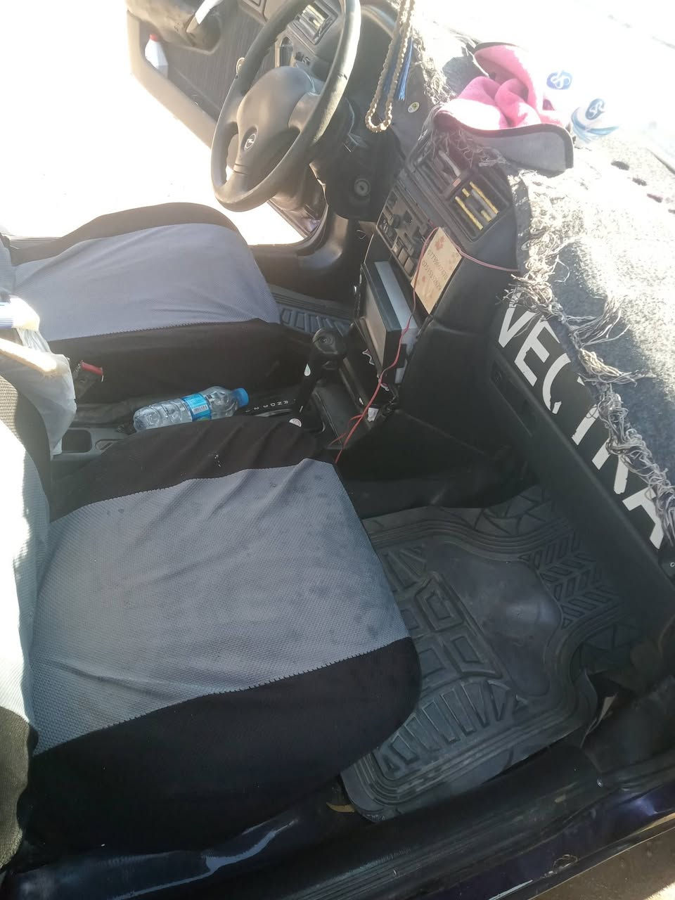 فيكترا حجم ١٨ اوتوماتيك الشرعي في تلعفر كير والمكينة شرط الرقم الماني شرط تحويل إذا متشتري لا تخابر***********.*********** تحياتي
