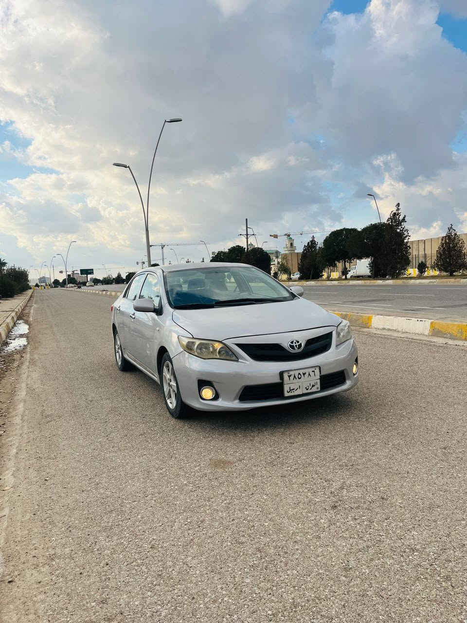 تۆیۆتا کرۆلا مۆدێل 2013 خەلیجی مەکینە بچوک  چوار پارچەی بۆیاخە بێ ناو گرتن   بێ تەقەو رەقە  گیرو مەکینە تەبرید بەشەرت   سەنەوی بەسەر چوە سحری 103مەجالیکی کەم  شوین هەولیر *********** أربيل, العراق
