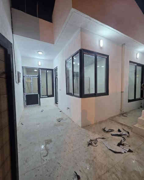 #دار للبيع 🏠🏠🏠طابو صرف 
#المساحه 100متر 83 متر طابو وباقي فضله
#العنوان حي الوحدة قرب الجامع قرب المدرسة
#طابق واحد درج خارجي 
#يتكون الدار من (كراج و استقبال و مطبخ و غرفتين نوم و صحيات داخلي وخارجي )
#الدار فارغ جاهز للسكن 
#السعر 78
#للاستفسار اكثر اتصل بالارقام التاليه 👇 
*********** 📞
*********** 📞
#نستقبل جميع عروضاتكم السكني وتجاري
