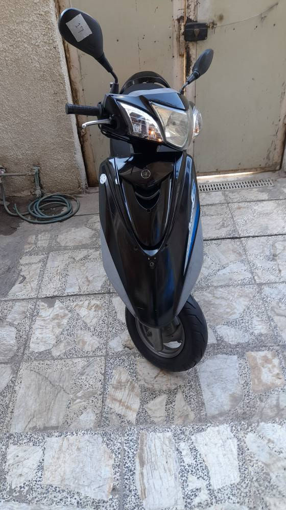 السلام عليكم رمبة جديدة وما
 استعملتهة // مكفولة كفالة عامة 
من اي خلل وتبديل وضرر وأشكال 
بغبغاء نوزل خطين% 🇯🇵🇯🇵🇯🇵
كفرات مختمة ختم واحد 
ماشيه ٢٠ بس، أوراقهة موجودة 
ووصل المعرض وبأسمي/ دهن 
أمزويل جديد وبانزين فولتها 
محسن وتاير جديد جلاتين 
البارحة سويتهن، عنواني الكاظمية 
والسعر مليون و٢٠٠ وبيهة مجال 
للشاري ويصير خير انشاءالله 
ملاحظة اخذتها مليون و٢٧٥ 
وبعدها جديدة وشرط الفحص
للتواصل اخوان اتصل وخاص
*********** وعندي واتسآب

واراوس اذا عندك ٦٠ دراجة  
نظيفة او جديدة وفرق .. بغداد, العراق
