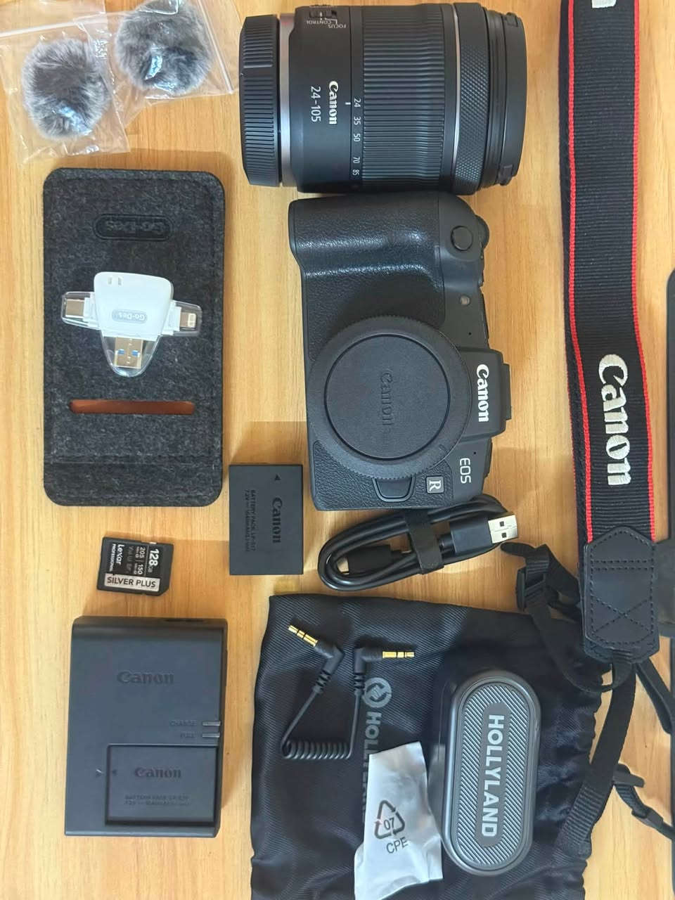 عدة تصوير كاملة للبيع
المعدات نظيفة جداً  وجديدة 

1️⃣ كاميرا كانون Canon EOS RP
2️⃣ ستاند JMARY
3️⃣ مايك HOLLYLAND احترافي
4️⃣ جنطة كاميرا DULEPRO
5️⃣ رام 128 جيجا
6️⃣ بطارية عدد 2
7️⃣ ناقل صور وملفات

📍بغداد 

للاستفسار 

***********
