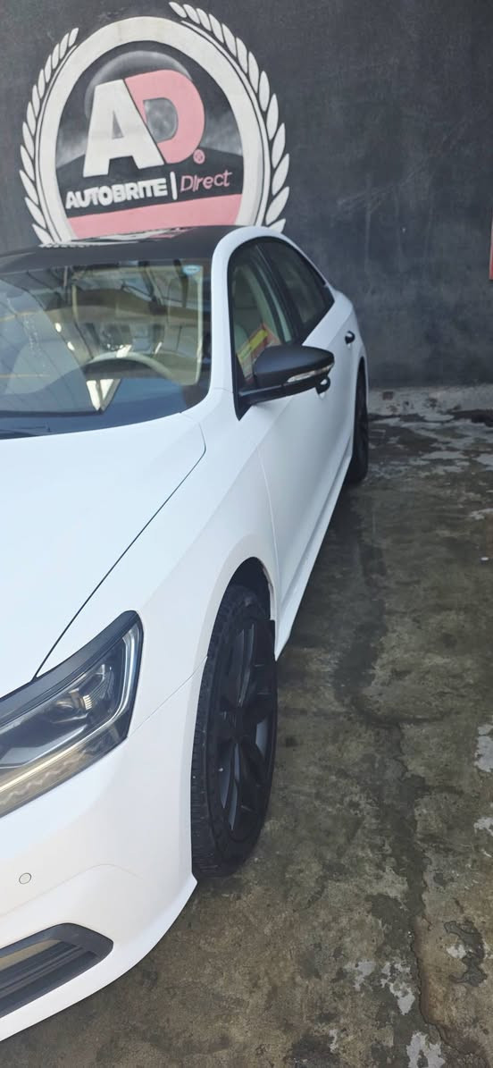 السلام عليكم
باسات 2018 محرك2000 تيربو 

السيارة فول مثل ماموضح

كير ومحرك شرط

السيارة بيها قطعتين مقدمه البنيد ضربه جدا خفيفه وباب السايق شي قليل جدا هم وكلشي راجع تمام

السياره ماشية 91 الف ميل

عليها أدامة كامله ومال بيت سياره حيل نظيفه وعليها تغليف لونين ابيض والسقف اسود بي ضمان 5 سنوات 

#مكان السيارة كركوك

#مطلوب عليها165


**إذا كنت صاحب هذا الإعلان وتريد حذفه لأي سبب، رجاءا أرسل رسالة إلى الدعم الفني**