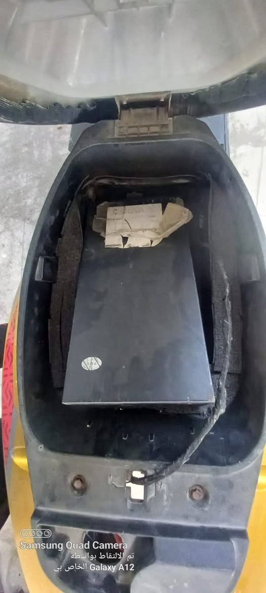 دراجة شحن للبيع السعر 350 الف  العنوان البصرة الكباسي الرقم *********** معى بطارية  وزنها 8.5 كيلو ثمانية كيلوات
