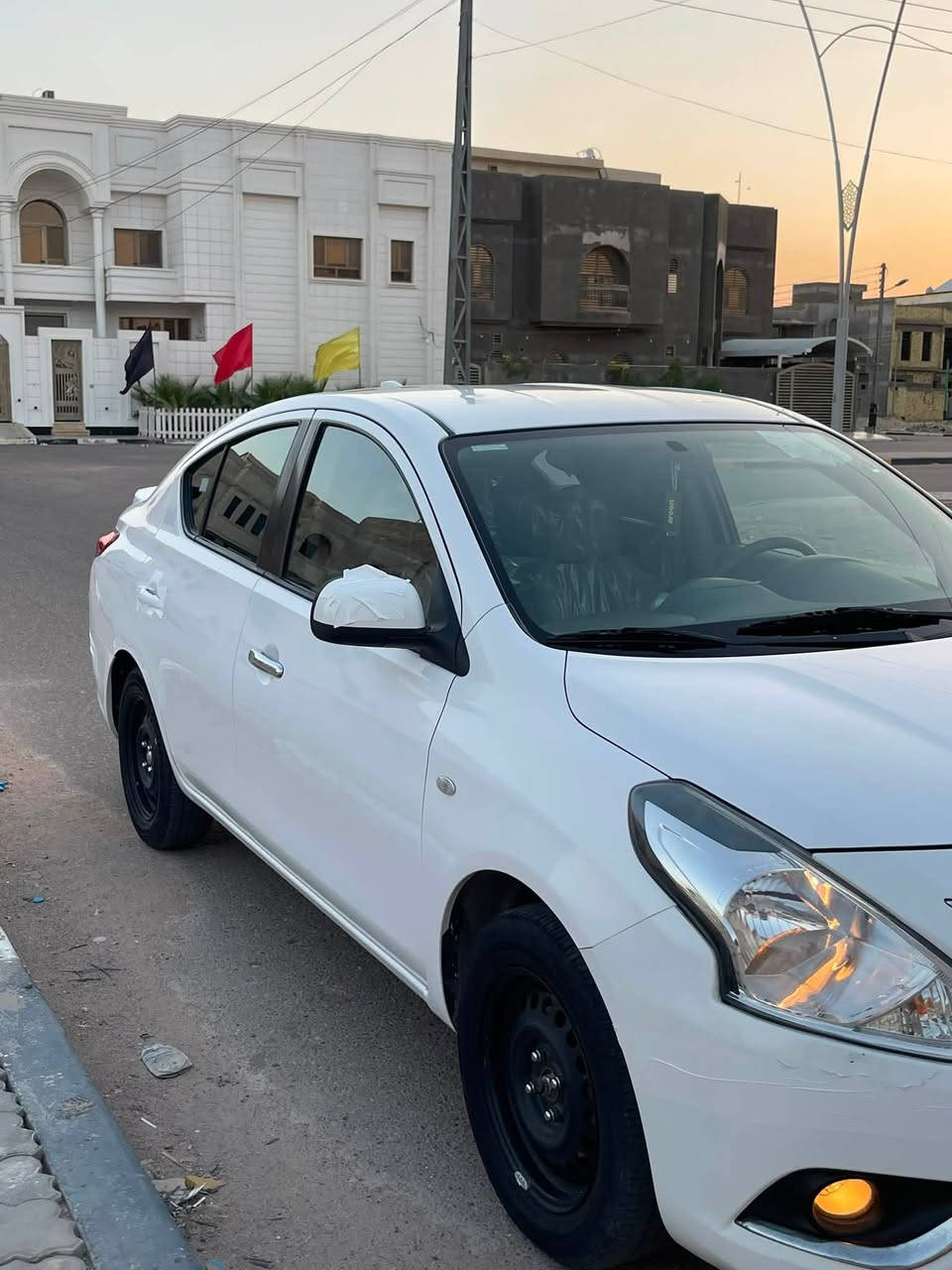 نـيسان صني 2024 هندي شباج النحله ام البليته
مكفوله كفاله عامه  ضربة صبغ تبديل بارد 
رقم أربيل باسم شركة 

شاشه كأمره تحكم ستيرن ماشية 25km تبريد مكينه كير حداده ع وضع الشركه 
السعر 123 
مكاني البصرة الرقم ***********
