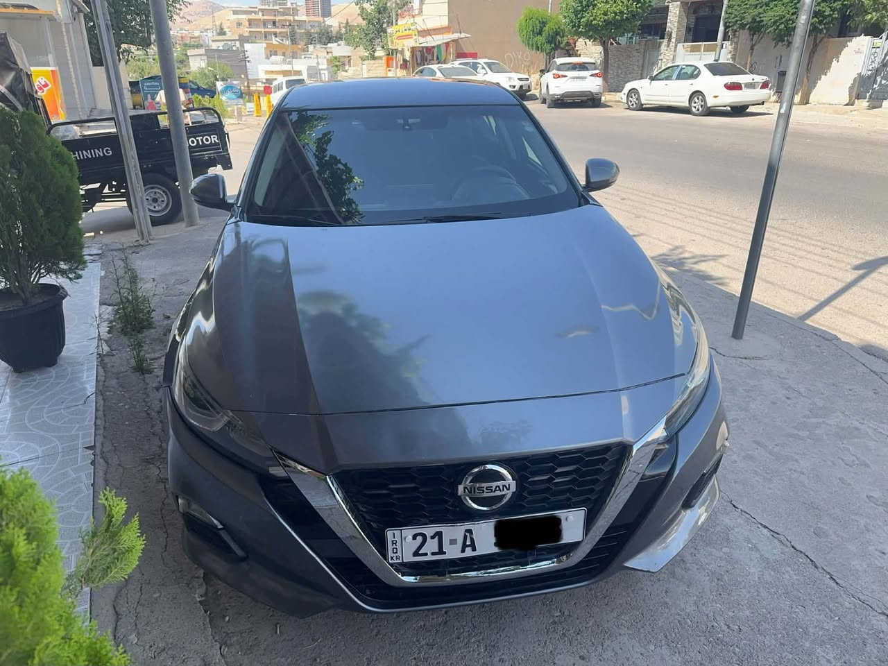 nissan altima 2020 S  ٩٠هه زار كيلو مه تر رؤيشتوه  يه ك ده سته سه ياره كه بونىتى  بؤياخه چه مه له خى سه ياق گوراوه به بيلاد ٤تايه ى تازه يه ك دينار مه سره فى تيا نيه ڕەنگى نه وتى سعرى١٣٦ معامه له يه كى براينه ى تيايه   📲*********** السليمانية, العراق

