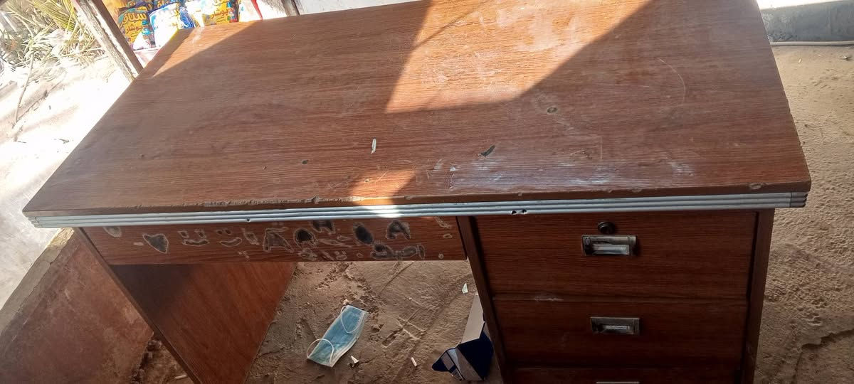 السلام عليكم ميز للبيع مستعجل على بيعته السعر 80


**إذا كنت صاحب هذا الإعلان وتريد حذفه لأي سبب، رجاءا أرسل رسالة إلى الدعم الفني**