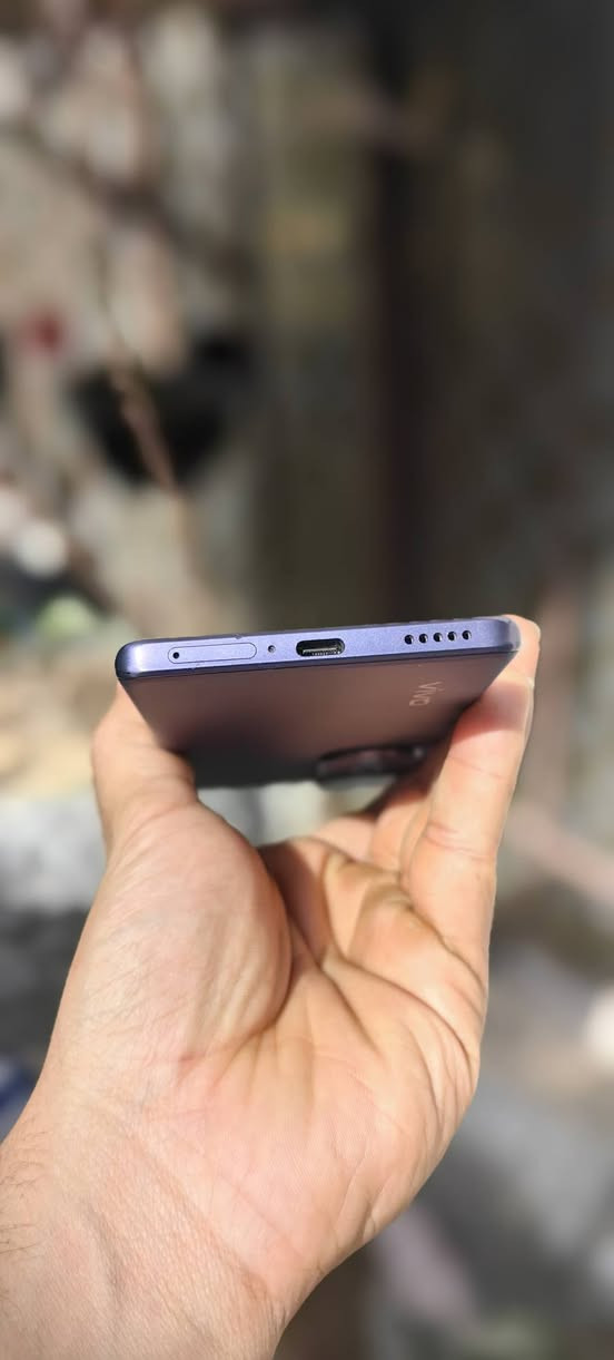 سلام عليكم
خبير البورتريه 
Vivo v 40 
جهاز يجي بكاميرا بتحفة فنيه. من شركه زايس Zeiss 🔵

معالج قوي 
Sn 7gen 3 
ببجي 90 فريم 
بطاريه عملاقه 
5500 ملي امبير 
شاشة سوبر اموليد 120 هيرتز
جهاز نظافة 95 بالميه
بدون ملحقات

مكفول من كلشي 
عنواني بغداد مدينة الصدر
توصيل موجود فقط باعتماد


**إذا كنت صاحب هذا الإعلان وتريد حذفه لأي سبب، رجاءا أرسل رسالة إلى الدعم الفني**
