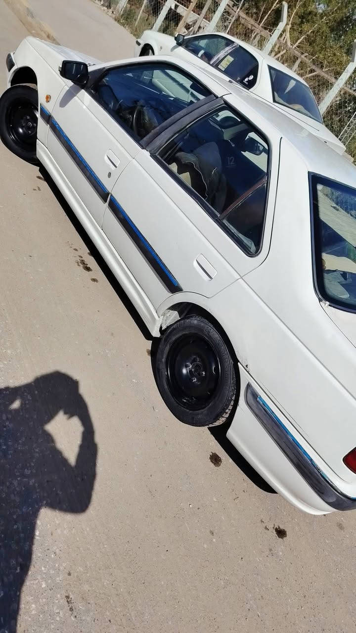 بيجو بارص 2015  مكاني النجف
رقم قادسيه  سنويه لل 27  راعيه بالنجف يريد مداور 
بيه 3 قطع تبريد ميشتغل 
حداديه زينه 
تخم تاير جديد
كير ومكينه مكفولات 
السعر 38 وبيه مجال 
***********
