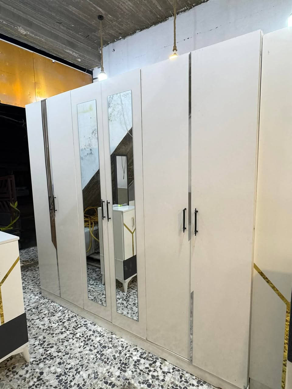 غرفه نوم تركيه 5 قطع  نضيفه كلش سعرهه 400


**إذا كنت صاحب هذا الإعلان وتريد حذفه لأي سبب، رجاءا أرسل رسالة إلى الدعم الفني**