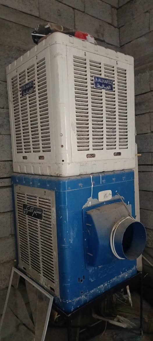 مبرده سوبر الكتريك حجم ثنين ونص سرعتين نضيفه حيل ومبرده الحافظ حجم ثنين ونص سرعتين مشتغله موسم واحد الموطورات كله بلادي شراي اتصل ***********
