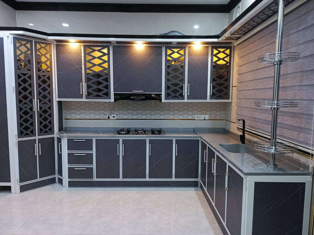 ‎جدد مطبخك ويانه عندك كونتر قديم ناخده منك نفصلك موديل داخل المنيوم بيبان خشب 
اسعار 290ارضي معلق‎ كركوك, العراق


**إذا كنت صاحب هذا الإعلان وتريد حذفه لأي سبب، رجاءا أرسل رسالة إلى الدعم الفني**