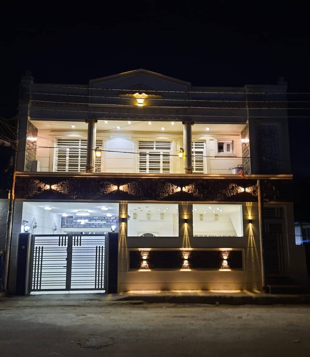 إيجار شقه طابق ثاني حي الرفاق قرب الدفاع المدني حي الجهاد معزوله عزل تام مطلوب عائله صغيرة الاتصال ***********
