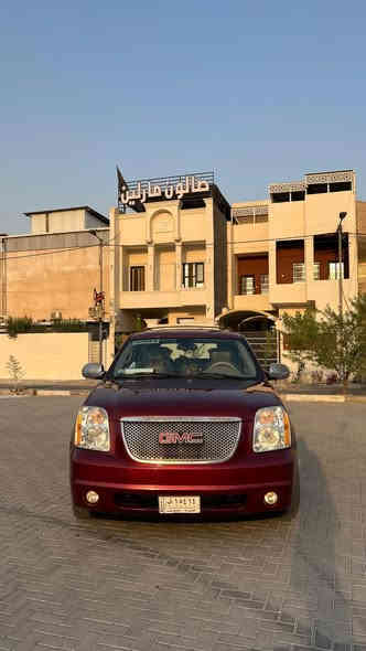 السلام عليكم 
يوكن دنللي فول الموصفات  فئه ltz
موديل 2008
السياره نضيفه حلوه مال بيت  
باقي التفاصيل. اتصل عله هاذه الرقم 
***********
