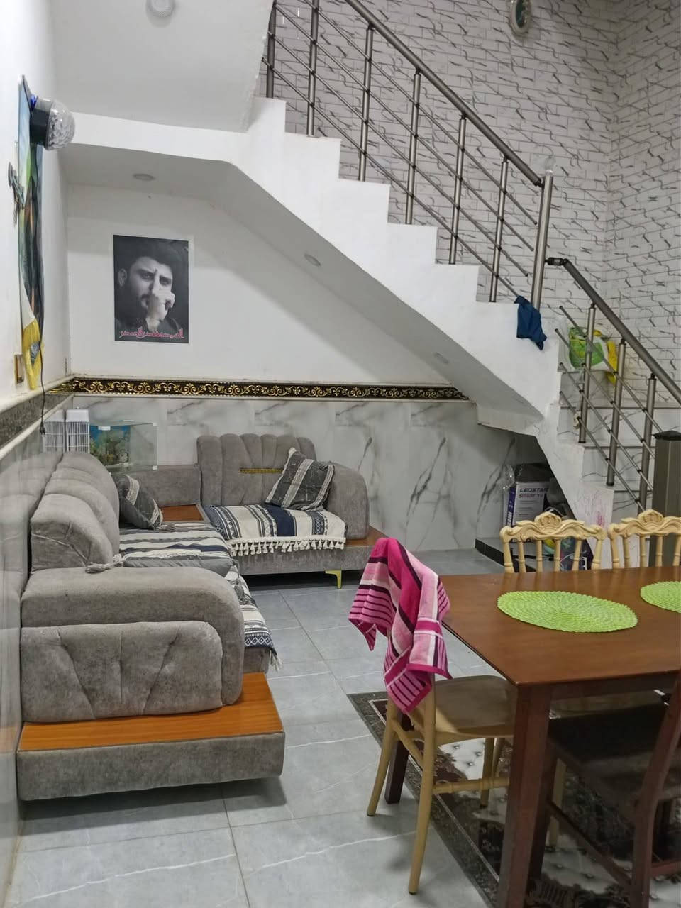 دار للبيع زراعي صرف 25   بناء حديث 
دور النفط قرب حي الاساتذه 
مساحته الواجه 7الاربع والنزال 15ونص 
رقم الاستفسار ***********
