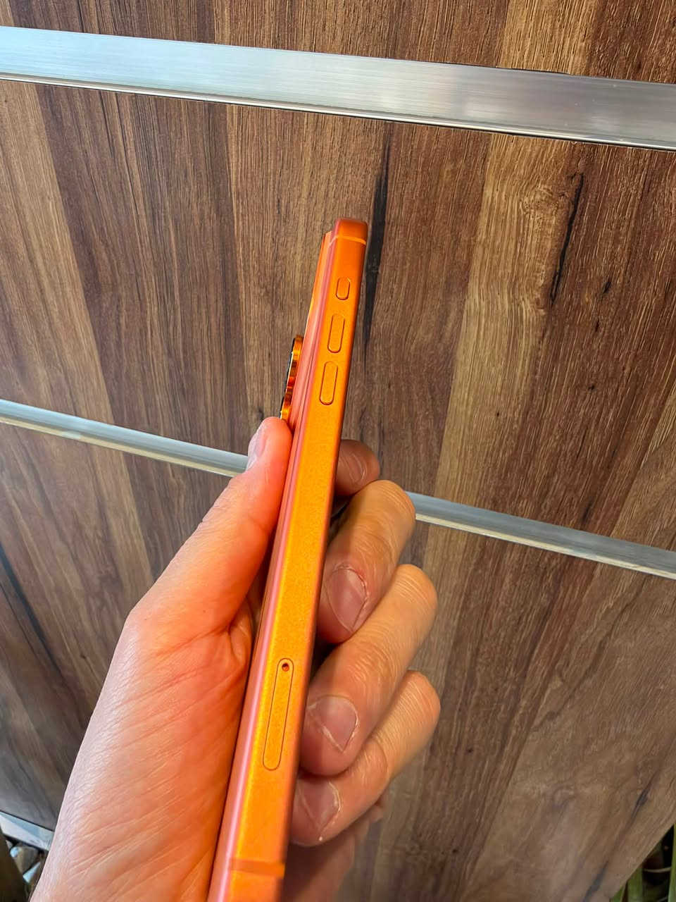 17 PRO MAX 📲 ZA
256 GB
B100% 
عدد دورات 🔃 40 
نظافة 🪥 100‎%‎ اخو الجديد 
سيم كارت واحد 1️⃣ 
بغداد الدوره 
واتساب فقط *********** اثير

