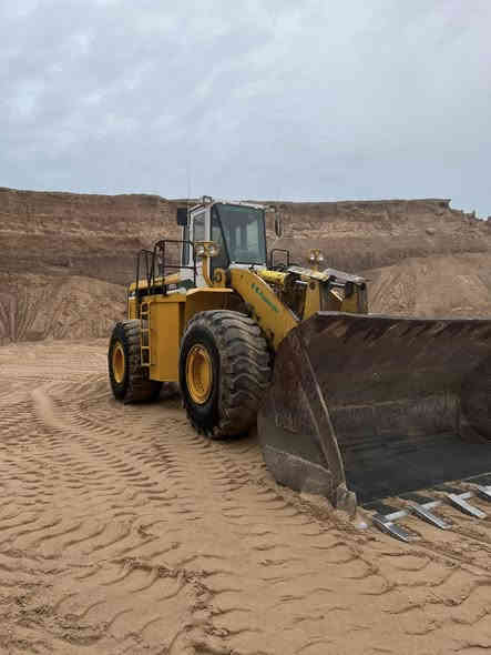 السلام عليكم للبيع شفل حجم 97 موديل 99 تايرات 26رقم بصره السعر 3 مكان بصره زبير//***********
